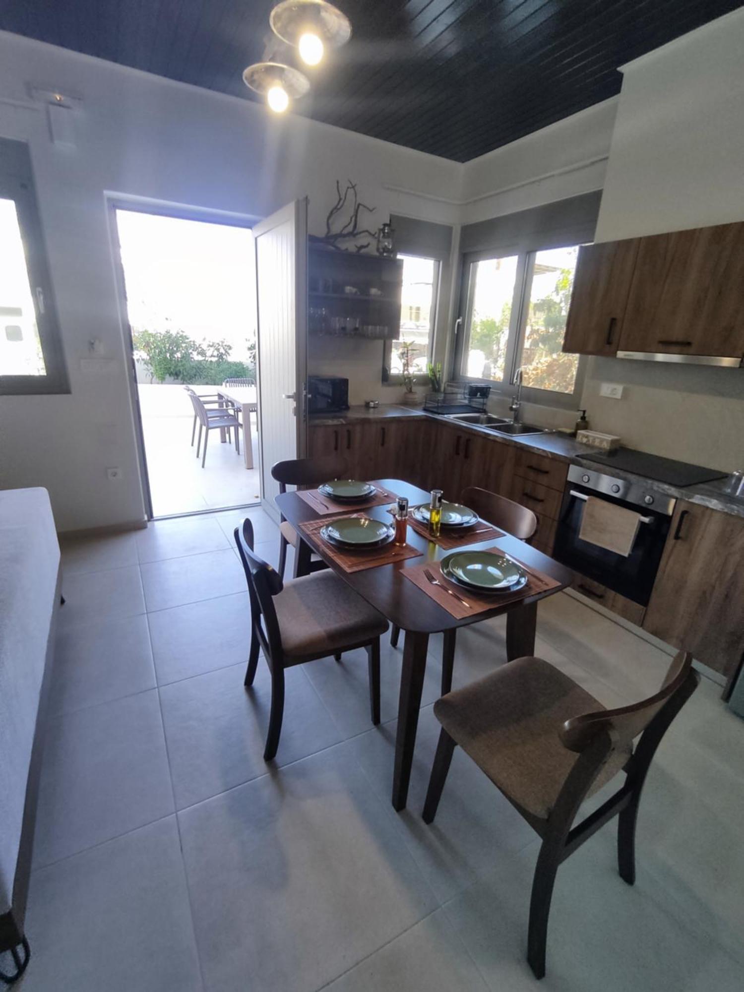 Theofani's Agios Nikolaos (Crete)